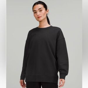 LULULEMON PERFECTLY OVERSIZED CREW-BLACK